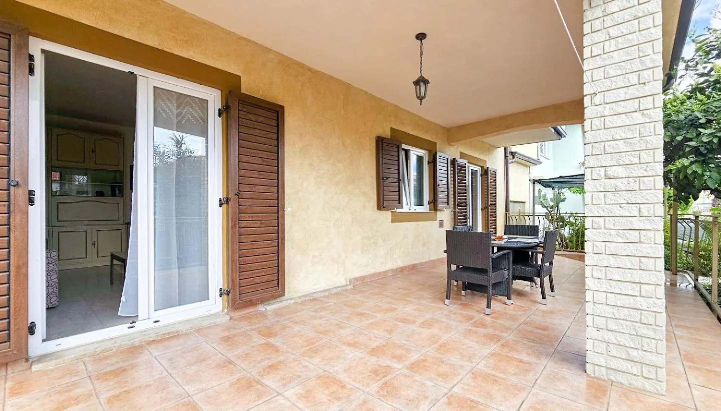 Apartment Romana 1 Novigrad  Croatia